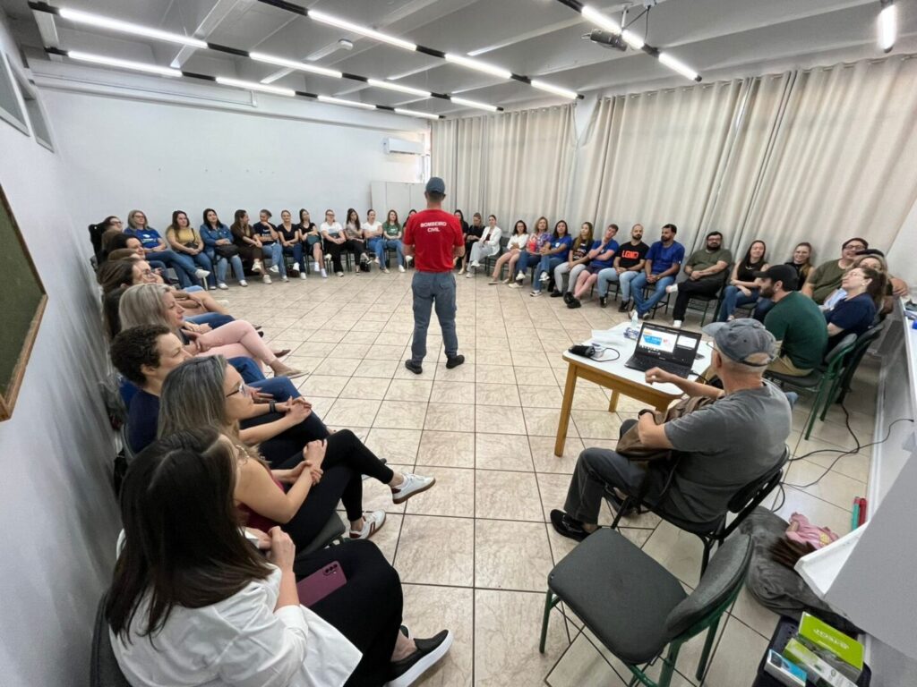 Capacitacao professores colegio XXE (6)